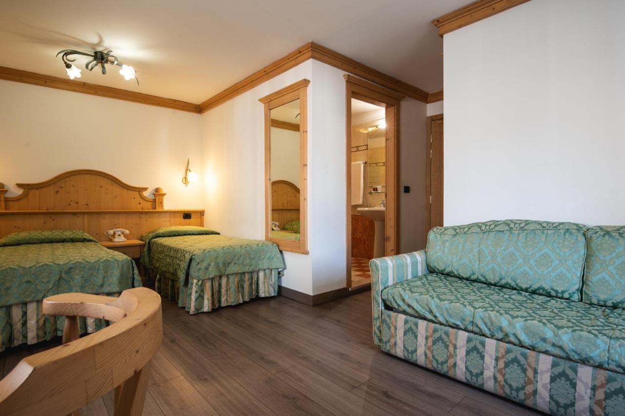 Hotel Touring Предаццо Екстер'єр фото