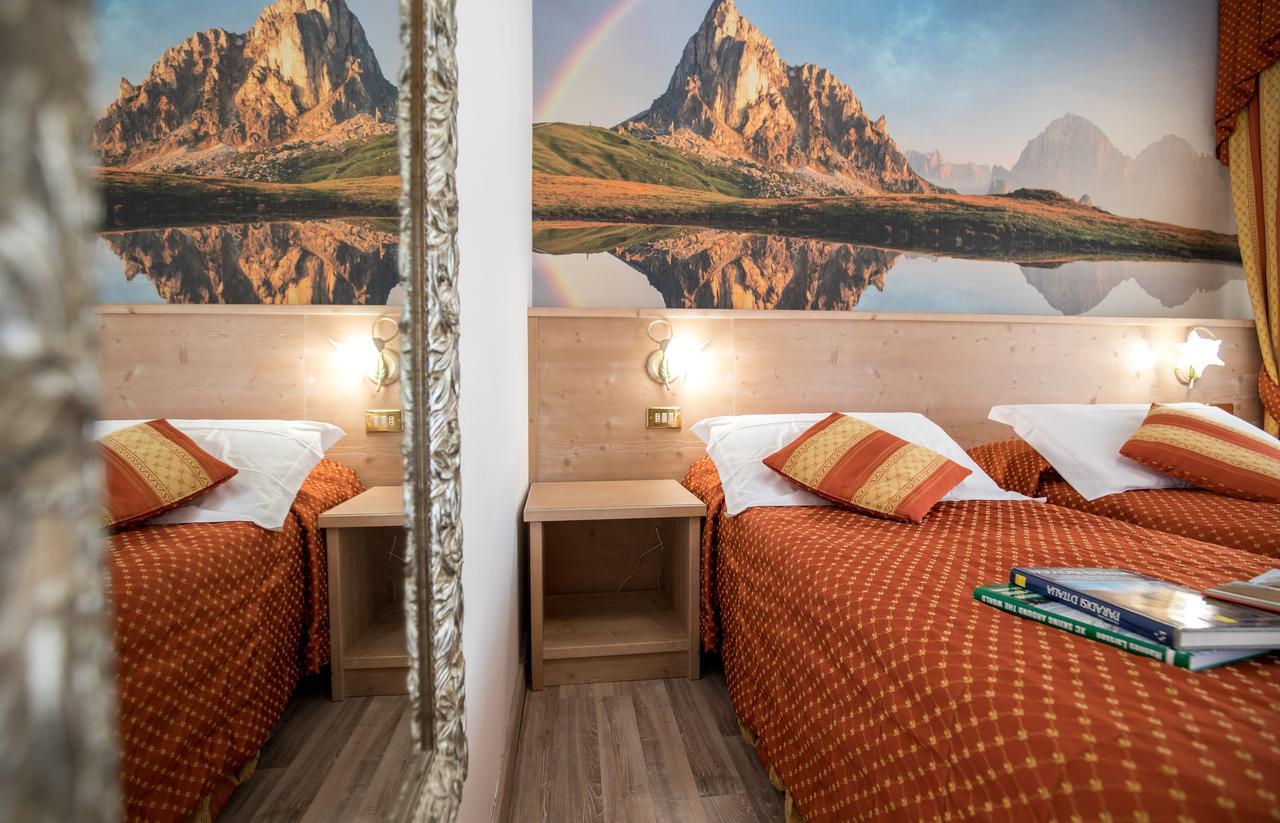 Hotel Touring Предаццо Екстер'єр фото